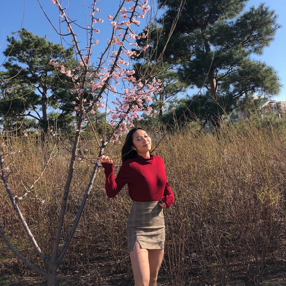 BRANDY MELVILLE LOOSE TURTLENECK